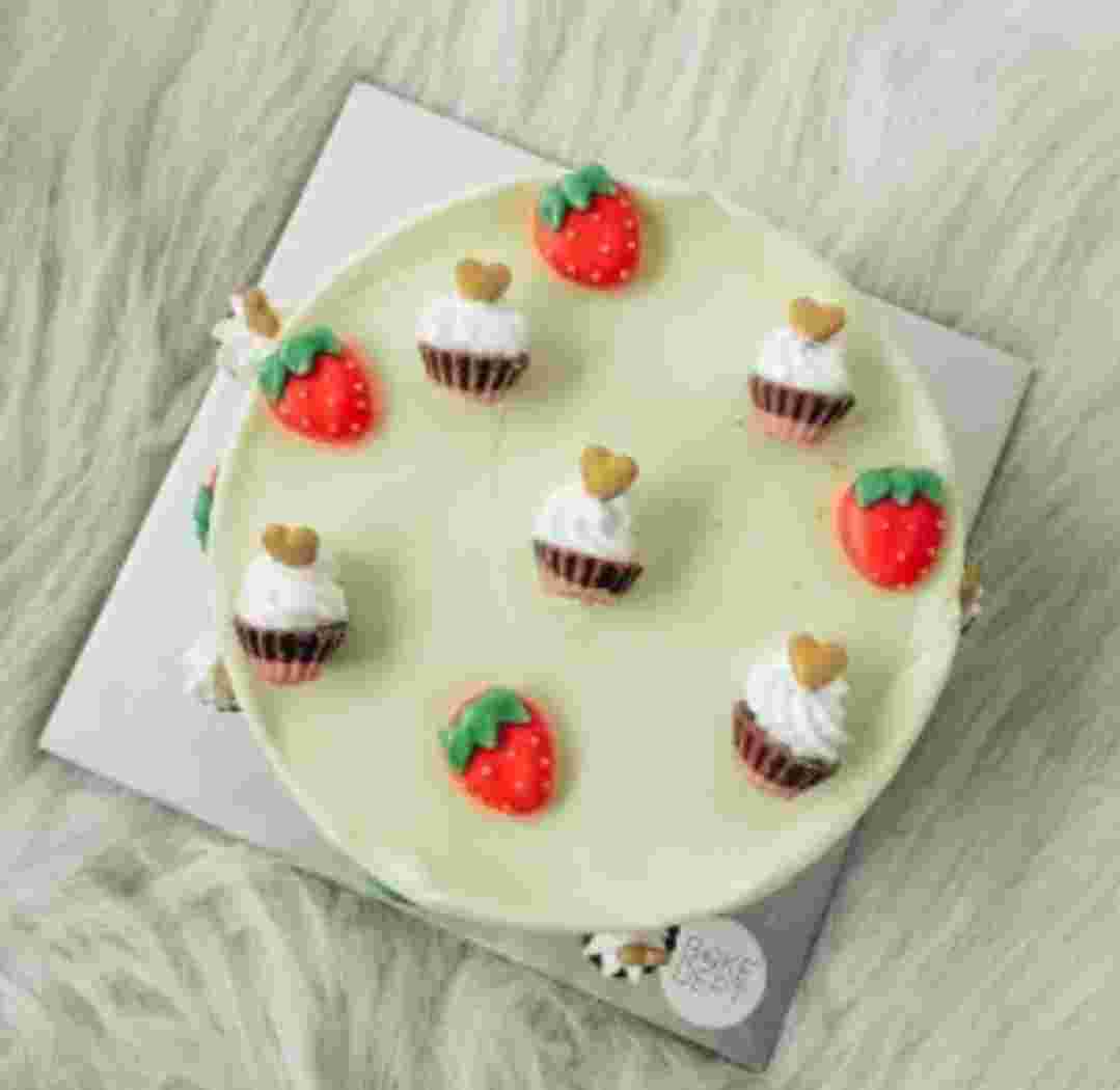Mini ice cream cake 