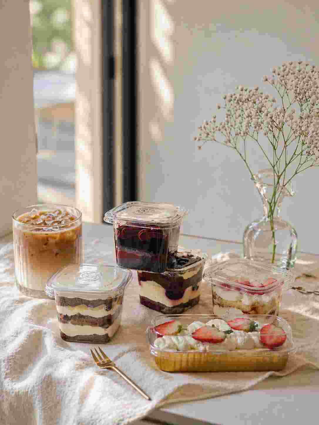 Surprise Cake Bundle (2pcs)