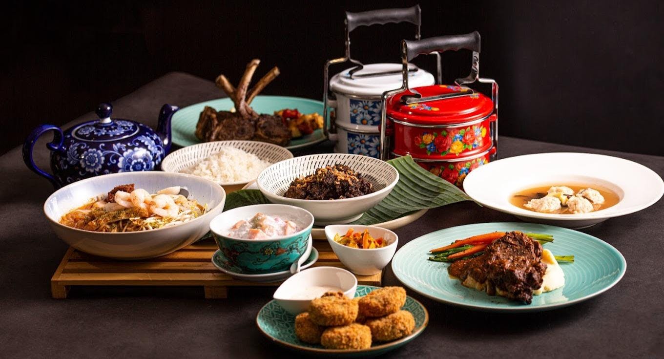 Nyonyas Fill & Go Lunch Box