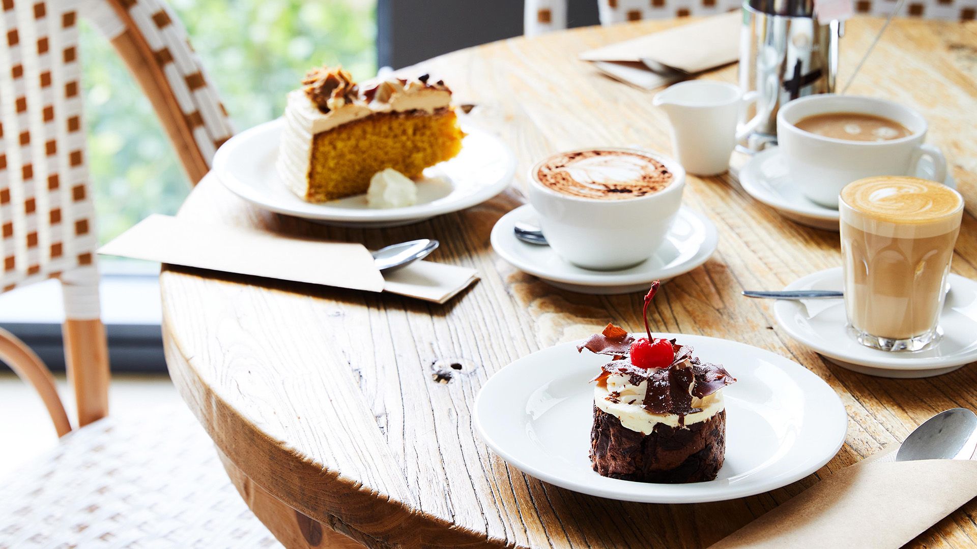 Fullybooked Surprise Cakes Bundle