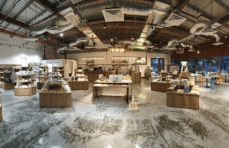 UnPackt (Mandai Wildlife West)