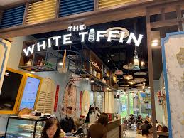The White Tiffin Woods Square 