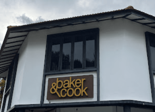 Baker & Cook (Swan Lake)