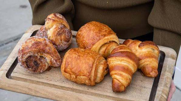 Pastry Surprise Bag 🥐