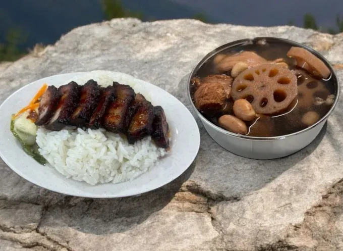 Surprise Fei Po Gai Meal